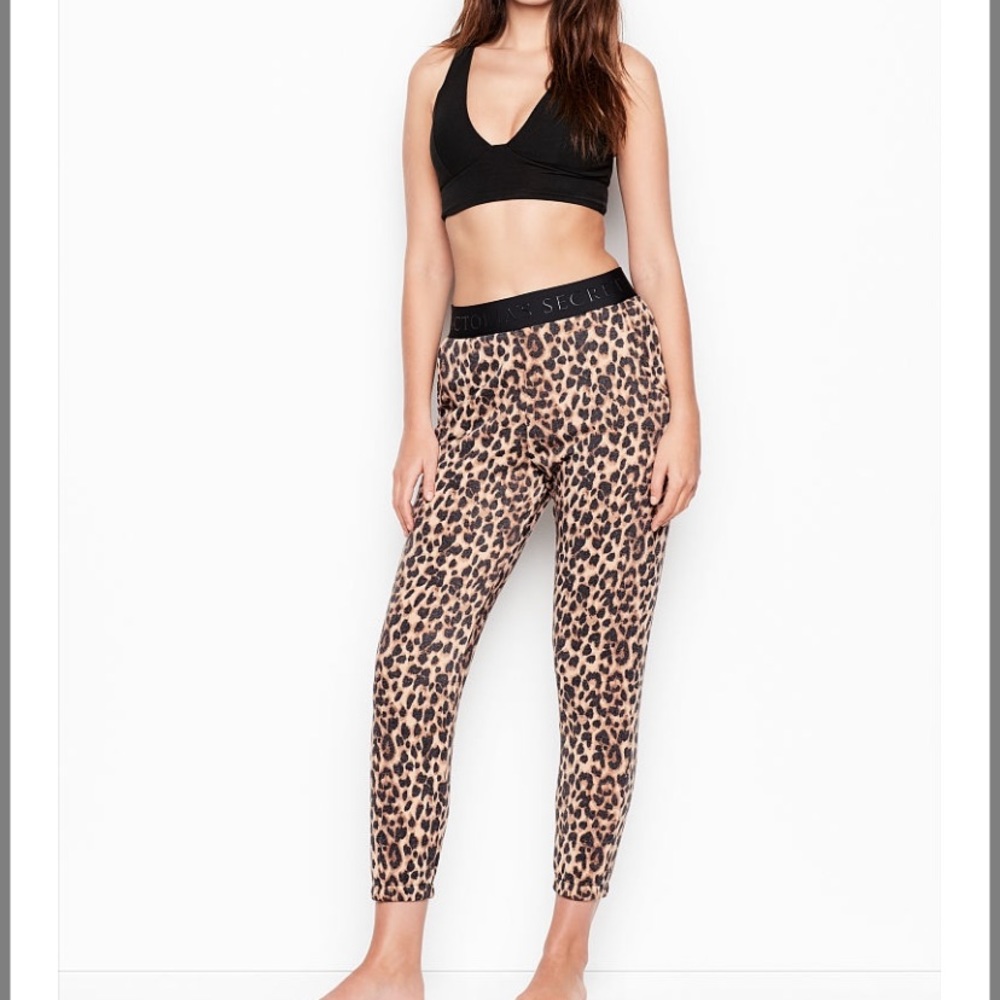 SOLD New Victoria secret joggings